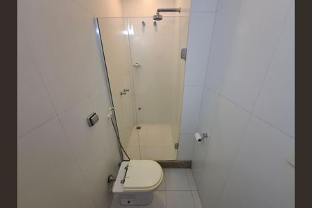 Apartamento para alugar com 198m², 3 quartos e sem vagaÁrea de serviço 