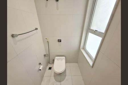 Apartamento para alugar com 198m², 3 quartos e sem vagaBanheiro da suíte 