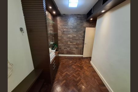 Apartamento para alugar com 198m², 3 quartos e sem vagaQuarto 1