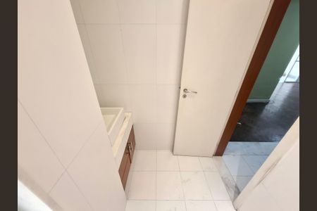 Apartamento para alugar com 198m², 3 quartos e sem vagaBanheiro da suíte 
