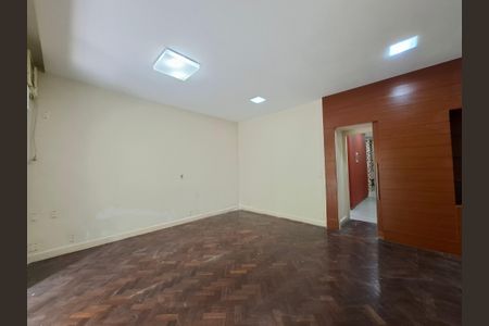 Apartamento para alugar com 198m², 3 quartos e sem vagaSuíte 