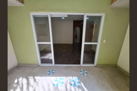 Apartamento para alugar com 198m², 3 quartos e sem vagaVaranda da suíte 