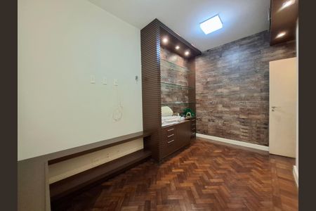 Apartamento para alugar com 198m², 3 quartos e sem vagaQuarto 1