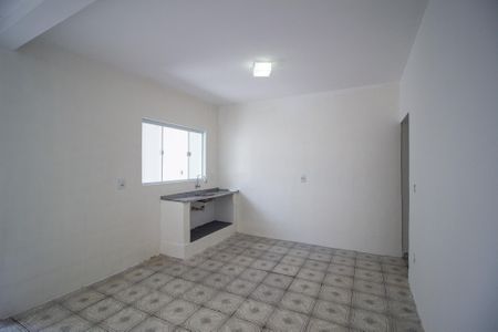 Casa para alugar com 80m², 2 quartos e sem vagaCozinha 