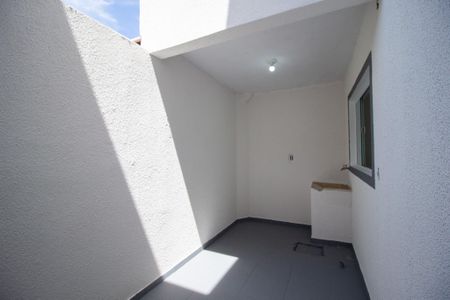 Casa para alugar com 80m², 2 quartos e sem vagaÁrea de Serviço