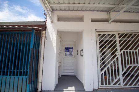 Casa para alugar com 80m², 2 quartos e sem vagaFachada 