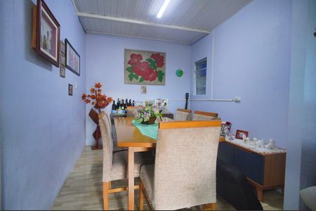 Sala de casa para alugar com 2 quartos, 137m² em Scharlau, São Leopoldo