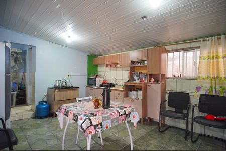 Casa à venda com 137m², 2 quartos e 2 vagasCozinha