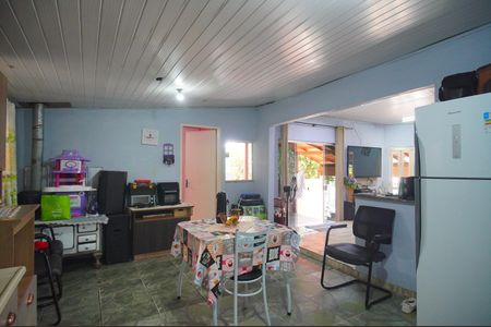 Casa à venda com 137m², 2 quartos e 2 vagasCozinha