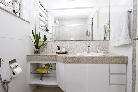 Apartamento à venda com 270m², 4 quartos e 3 vagasBanheiro Social