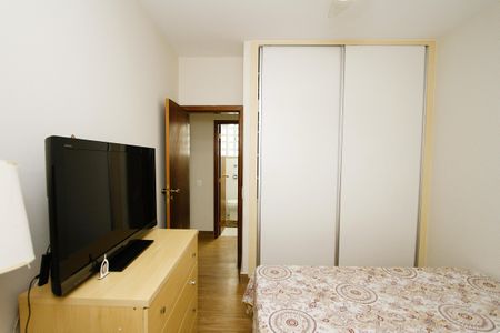 Apartamento à venda com 270m², 4 quartos e 3 vagasQuarto 4