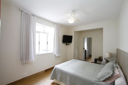 Apartamento à venda com 270m², 4 quartos e 3 vagasQuarto 3 - Suíte