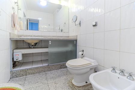Apartamento à venda com 146m², 3 quartos e 1 vagaBanheiro da Suíte
