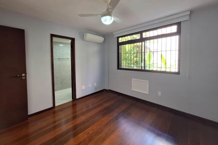 Apartamento à venda com 285m², 4 quartos e 3 vagasSuíte 1