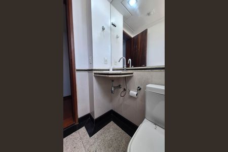 Apartamento à venda com 285m², 4 quartos e 3 vagasLavabo