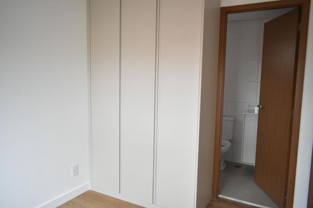 Apartamento para alugar com 55m², 2 quartos e 1 vagaSuíte