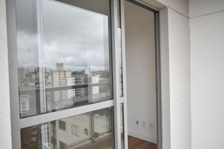 Apartamento para alugar com 55m², 2 quartos e 1 vagaSacada