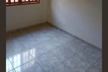 Casa para alugar com 324m², 2 quartos e 2 vagasQuarto