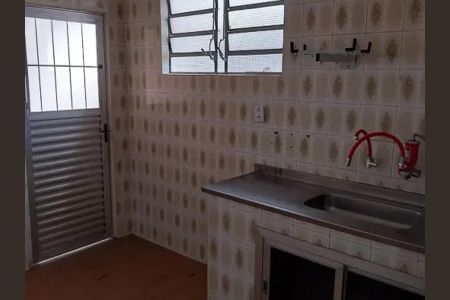 Casa para alugar com 324m², 2 quartos e 2 vagasCozinha