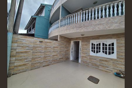 Casa para alugar com 190m², 4 quartos e 2 vagasÁrea externa 