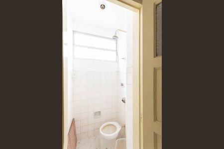 Apartamento para alugar com 70m², 2 quartos e sem vagaBanheiro de serviço