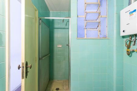 Apartamento para alugar com 70m², 2 quartos e sem vagaBanheiro