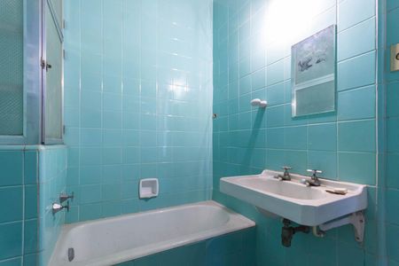 Apartamento para alugar com 70m², 2 quartos e sem vagaBanheiro