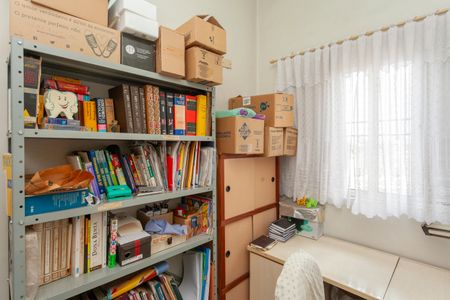 Casa à venda com 336m², 3 quartos e 4 vagasEscritório