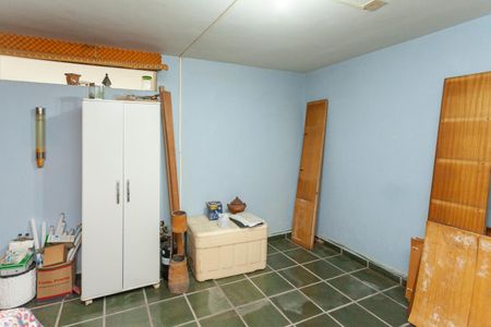 Casa à venda com 336m², 3 quartos e 4 vagasQuarto depósito