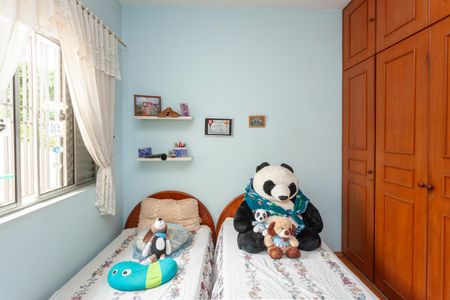 Casa à venda com 336m², 3 quartos e 4 vagasQuarto Suíte 2