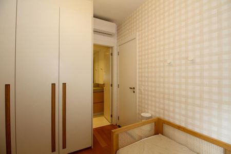 Apartamento à venda com 162m², 3 quartos e 2 vagasSuíte 1