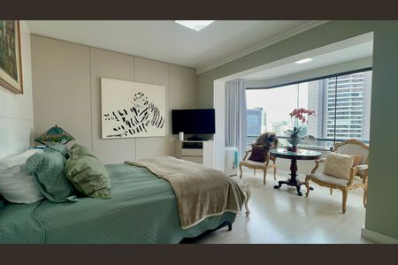 Apartamento para alugar com 200m², 3 quartos e 3 vagasSuite