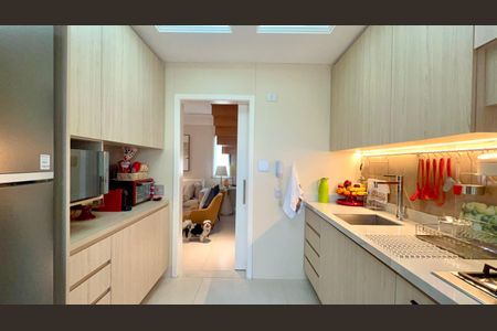 Apartamento para alugar com 200m², 3 quartos e 3 vagasCozinha