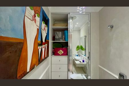 Apartamento para alugar com 200m², 3 quartos e 3 vagasBanheiro