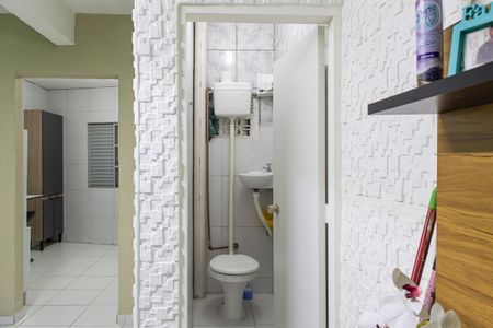 Casa à venda com 50m², 2 quartos e 2 vagasBanheiro