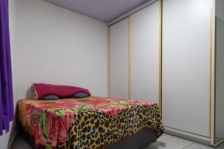 Casa à venda com 50m², 2 quartos e 2 vagasQuarto 2