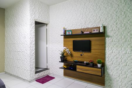 Sala de casa à venda com 2 quartos, 50m² em Vila Jacuí, São Paulo