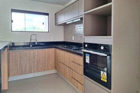 Casa para alugar com 465m², 4 quartos e 4 vagasCozinha