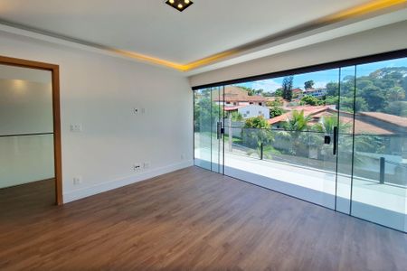 Casa para alugar com 465m², 4 quartos e 4 vagasSuíte 1