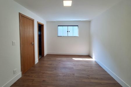 Casa para alugar com 465m², 4 quartos e 4 vagasCloset da suíte 1