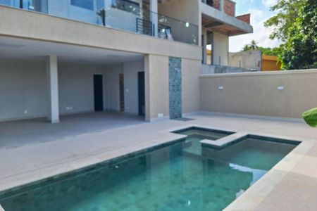 Casa para alugar com 465m², 4 quartos e 4 vagasQuintal