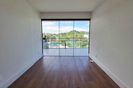 Casa para alugar com 465m², 4 quartos e 4 vagasSuíte 2