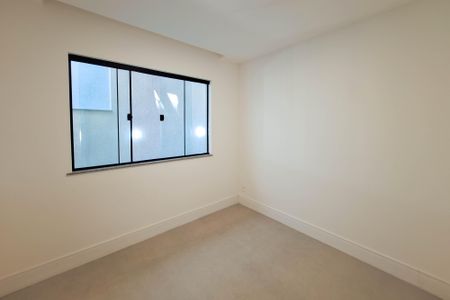 Casa para alugar com 465m², 4 quartos e 4 vagasQuarto 1