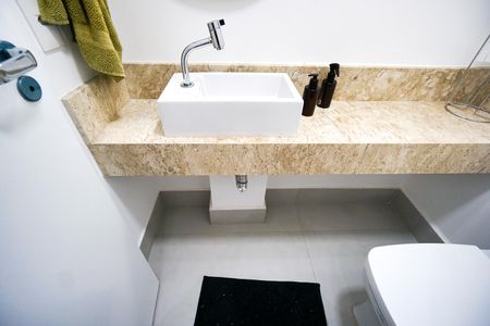 Apartamento à venda com 112m², 2 quartos e 2 vagas Apartamento à venda com 112m², 2 quartos e 2 vagasLavabo