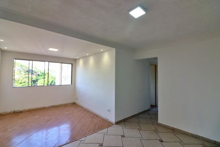 Sala  de apartamento para alugar com 3 quartos, 80m² em Demarchi, São Bernardo do Campo