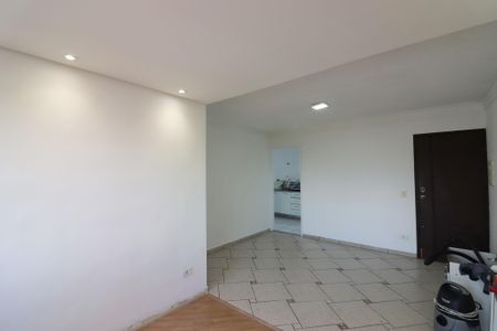 Sala  de apartamento para alugar com 3 quartos, 80m² em Demarchi, São Bernardo do Campo