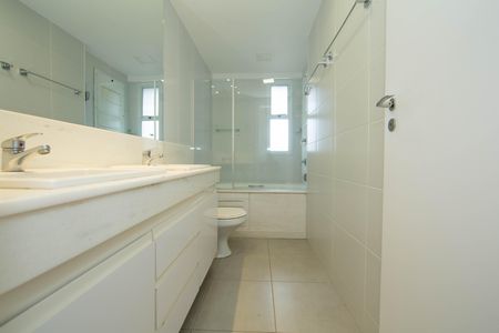 Apartamento à venda com 93m², 3 quartos e 2 vagasBANHEIRO1