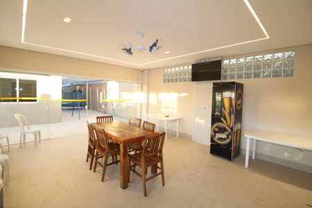 Apartamento à venda com 58m², 2 quartos e 1 vagaÁrea Comum