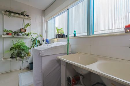Área de Serviço de apartamento à venda com 4 quartos, 120m² em Cidade Nova, Belo Horizonte