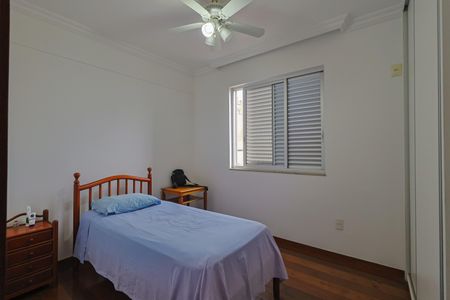 Apartamento à venda com 120m², 4 quartos e 2 vagas Apartamento à venda com 120m², 4 quartos e 2 vagasQuarto 3